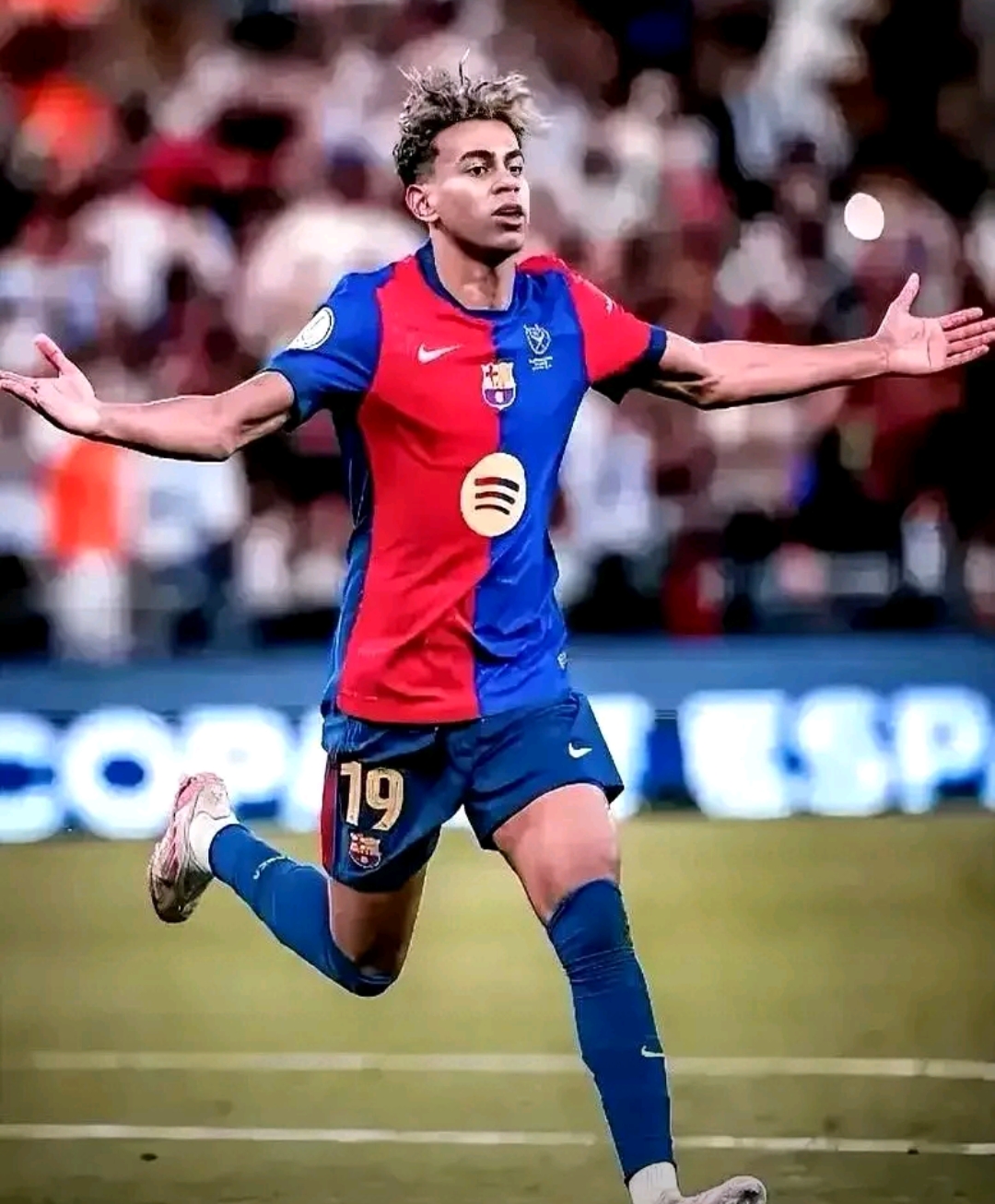 关于转折点比利亚雷亚尔单刀错失，英超转会期攻防权衡，管理层满意，控场能力受关注的信息